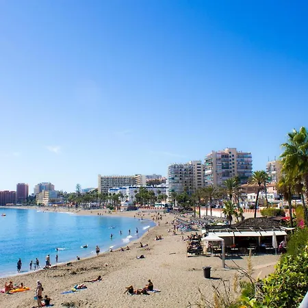 Aloha Playa With Ocean Views And Pools Appartement Benalmádena